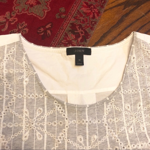 J. Crew | Cropped Eyelet Top | Size M - Picture 5 of 9